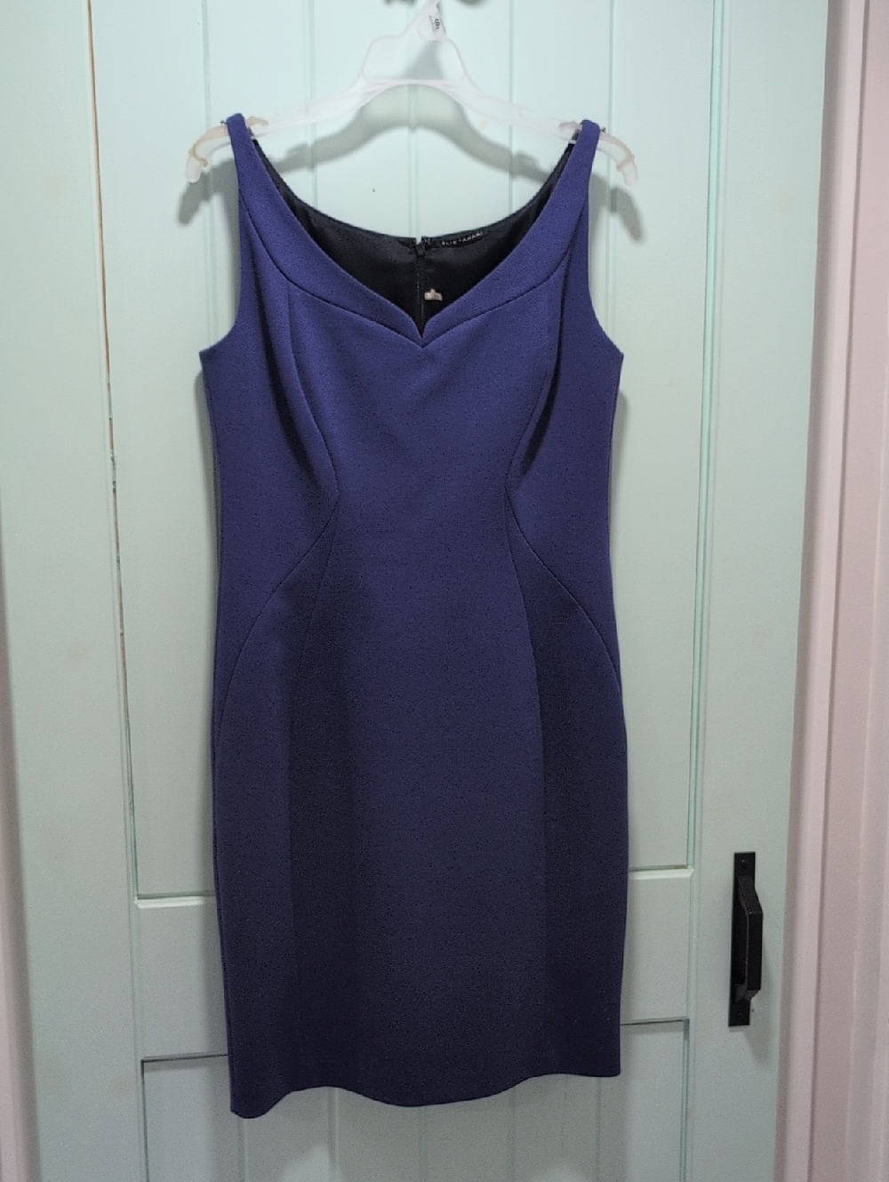 Elie Tahari Sleeveless V-Neck Sheath Dress in Medium Blue/Purple